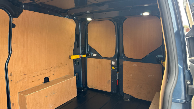 Ford Transit Custom 290 L1 Diesel Fwd 2.0 EcoBlue 185ps Low Roof Sport Van Auto